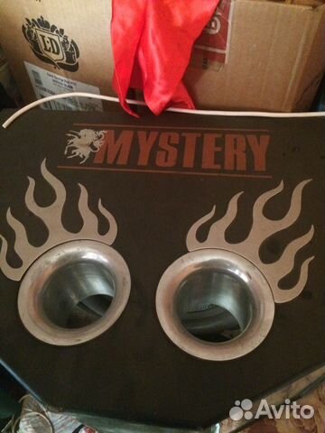 Продаю сабвуфер с усилителям звук бомба. Сабик для