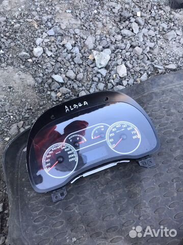 Панель приборов fiat albea приборка