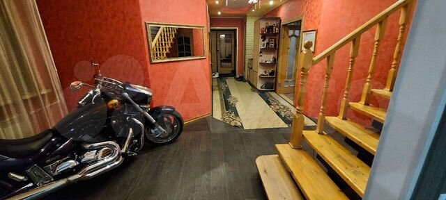 Коттедж 345,5 м² на участке 11 сот.