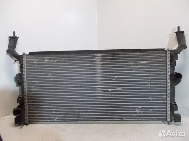 Радиатор охлаждения renault laguna 2010 2,0 D