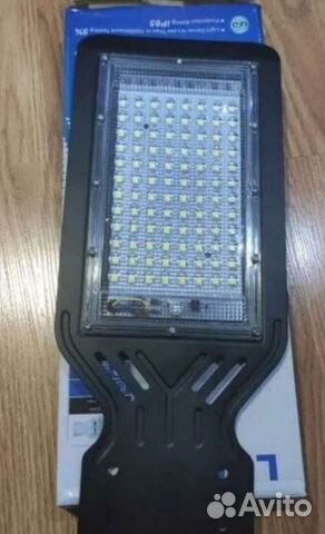 Светодиодный светильник/уличный фонарь