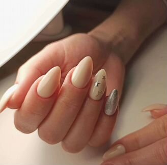 Маникюр, педикюр