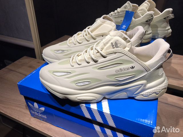 Кроссовки мужские adidas ozweego