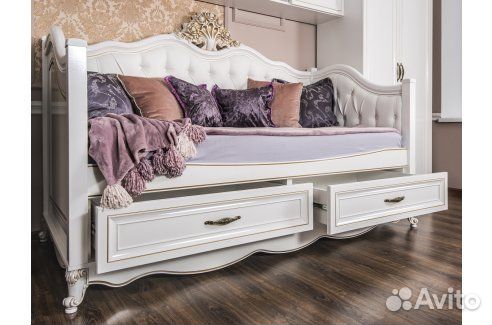 Диван-кровать детская Натали белая