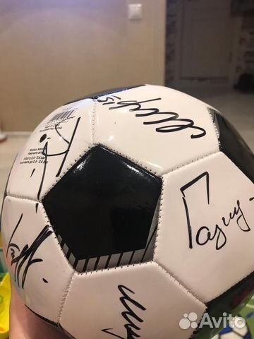 Футбольный мяч