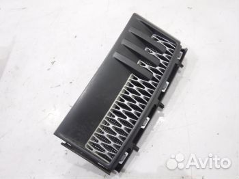 Дефлектор крыла Ленд Ровер купить в Санкт-Петербурге | Запчасти | Авито