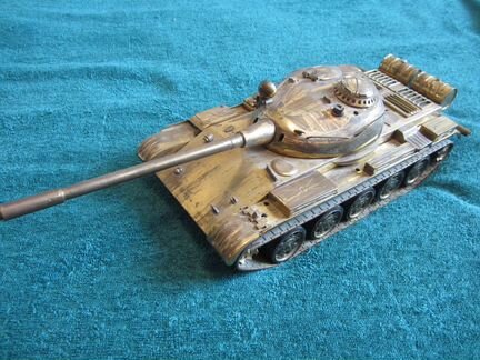 Модель советского танка. латунь