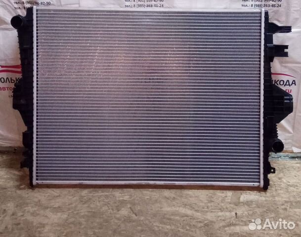 радиаторы туарег 3. тауоег нф радиатор печки. радиатор двс touareg. радиатор кондиционера vw amarok. радиатор кондиционера на фольксваген туарег 2011 года.