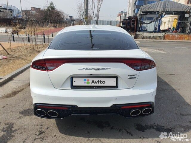 Kia Stinger 3.3 AT, 2022, 1 200 км