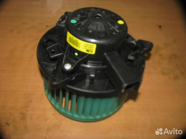 Моторчик печки Opel Insignia