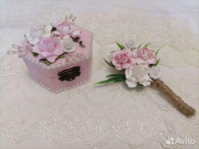 Бутоньерка. Шкатулка для свадебных колец