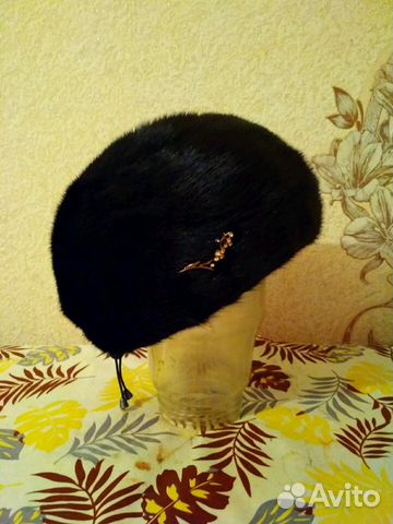 Берет меховой