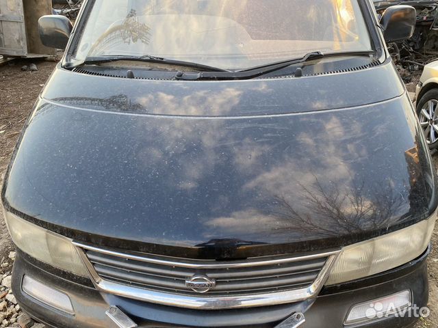 Капот Nissan Largo w30