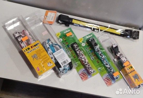 Светящиеся ошейники и шлейки для собак