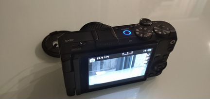 Компактный фотоаппарат Samsung Ex2f