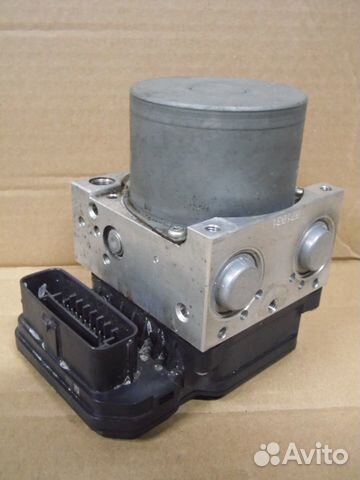 Блок абс в сборе lexus IS 200T