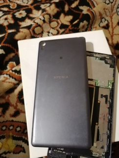 Телефон Sony Xperia E5 по запчастям