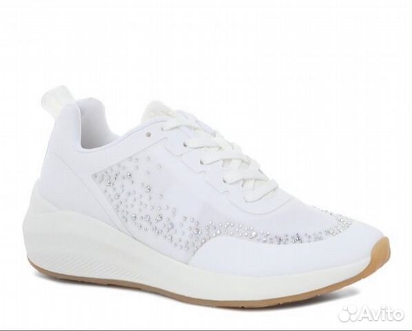 Легкие кроссовки со стразами (Германия). Новые
