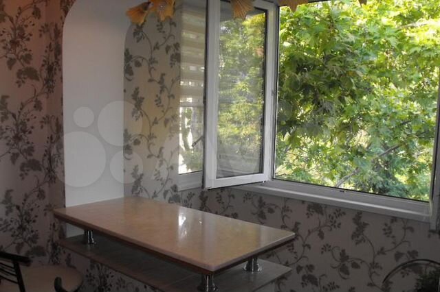 2-к. квартира, 46 м², 4/4 эт.