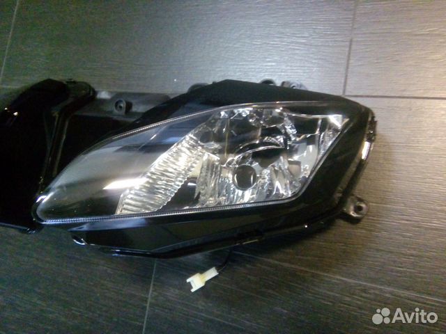 Фара для yamaha YZF R6 2006-2007 год новая