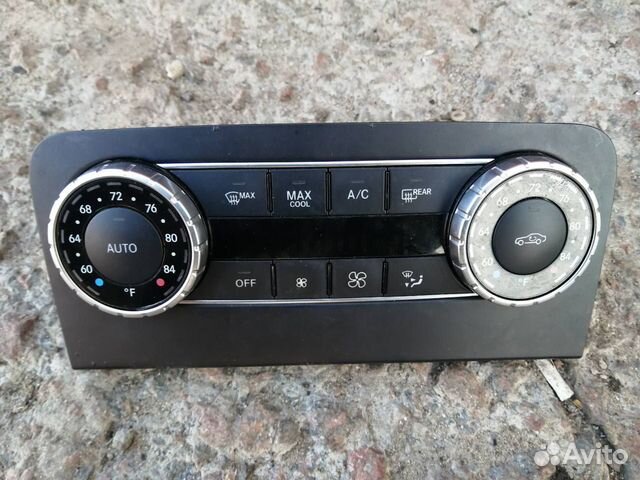 Блок управления Климатконтролем Мерседес GLK X204