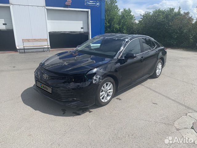 Toyota Camry 2.5 AT, 2019, битый, 9 700 км