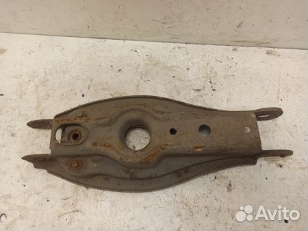 Рычаг задний нижний 33326772899