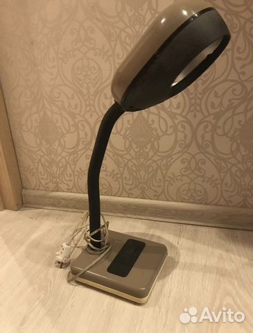 Лампа настольная