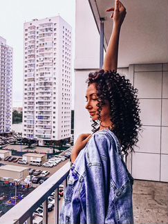 Афро кудри, маникюр, педикюр, наращивание, брови