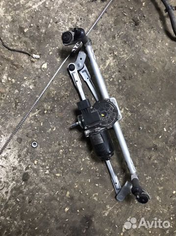 Трапеция стеклоочистителей Volkswagen Polo