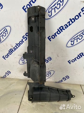 Дефлектор радиатора передний левый Hyundai Tucson