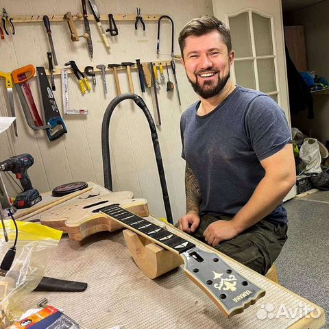 Ремонт гитар / гитарный мастер в Омске