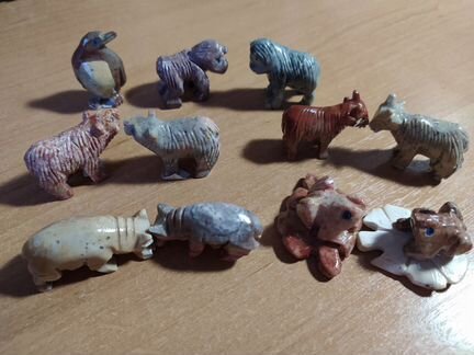 Фигурки из минерала