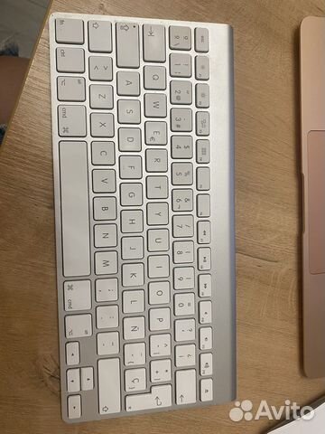 Клавиатура Apple Wireless Keyboard A1314