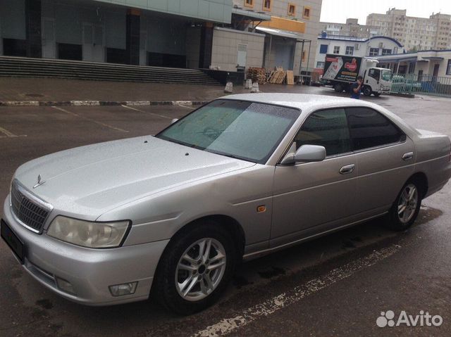 Nissan laurel 2001