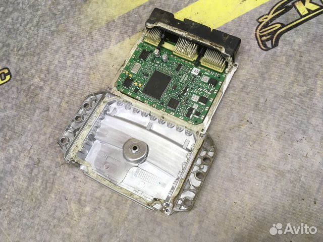 Транзистор Эбу двигателя Дастер 2012 1.6 K4M