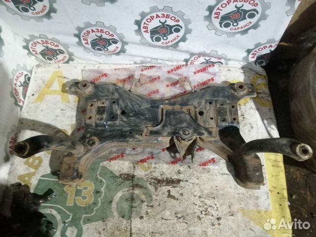 Передняя балка на Ford Focus 2