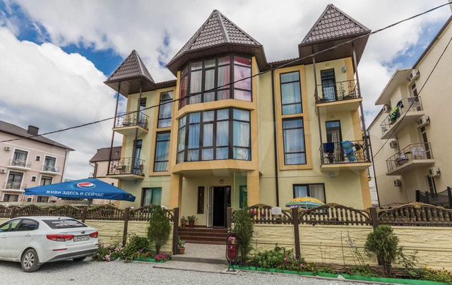 Комната 25 м², 1/3 эт.