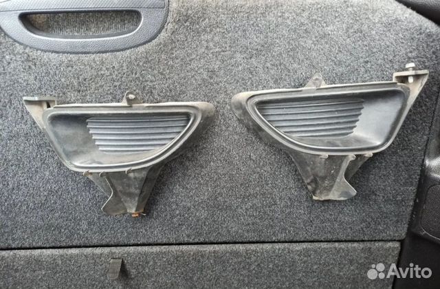 Заглушки бампера переднего под туманки Corolla