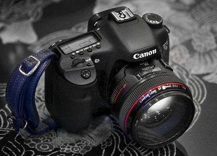 Комплект профессиональной аппаратуры Canon 7D