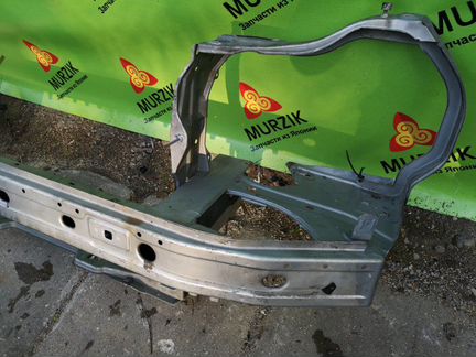 Рамка радиатора Mercedes E-Class W210 104.995 3.2L