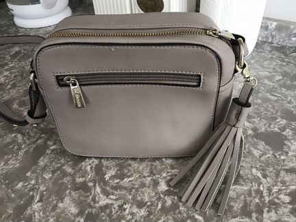 Кожаная сумка через плечо