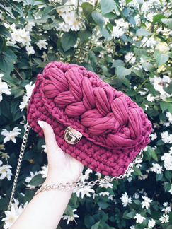 Сумка-зефирка на цепочке /клатч цвета марсала