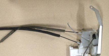 Mazda CX-9 замок передний левый