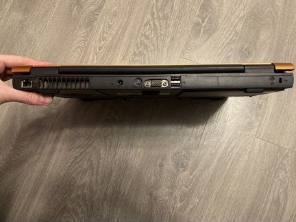 Ноутбук Toshiba полностью рабочий (Pentium M, 2гб