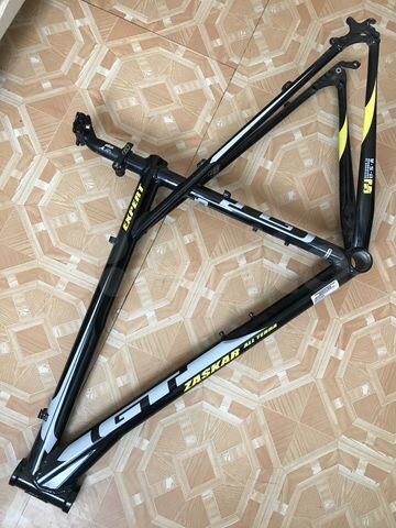 Velosipednaya Rama Gt Zaskar Expert M 08 Kupit V Novosibirske Hobbi I Otdyh Avito