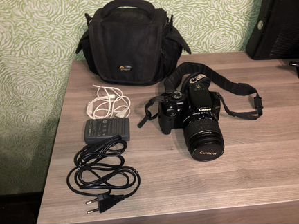 Зеркалка Canon D400