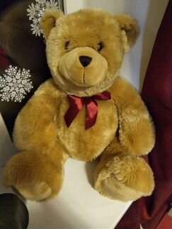 Плюшевый медведь