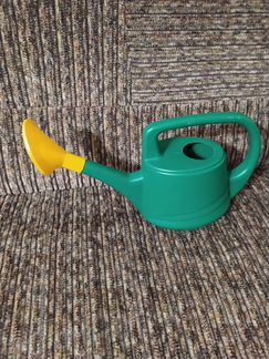 Лейка садовая