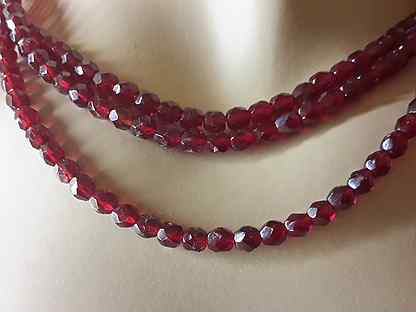 Авито чехословацкая бижутерия. Бусы люцит. Томпак колье гранат. Авито бусы винтаж. Винтажная бижутерия marks and spencer.